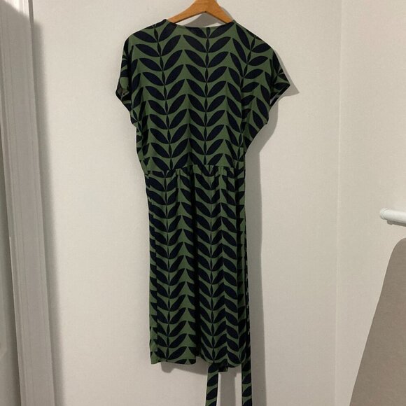 ANN TAYLOR 3/4 Sleeve Geometric BLACK Green WRAP DRESS-V-NECK -KNEE LENGTH Sz 8 - Picture 11 of 11